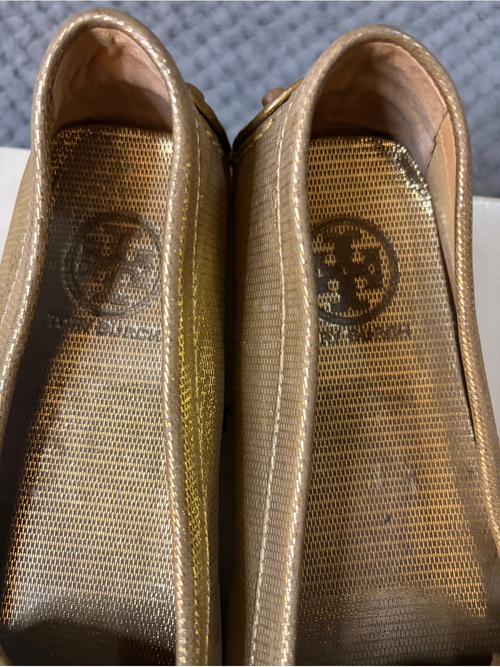 Tory Burch Metallic Gold Driving Loafers 7 - Picture 3 of 9